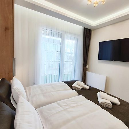 Royal Martin'S Apartment كيستاي المظهر الخارجي الصورة