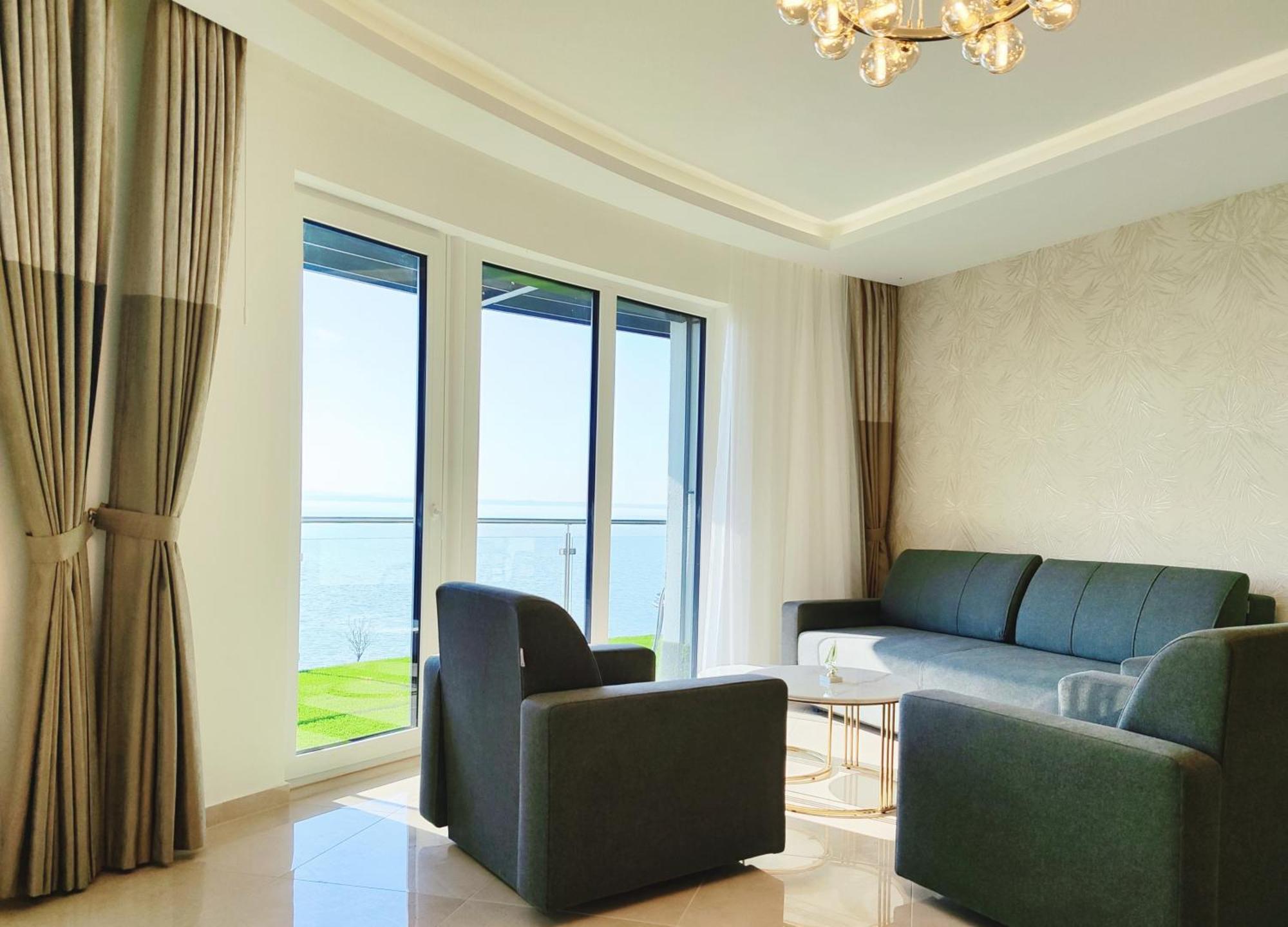 Royal Martin'S Apartment كيستاي المظهر الخارجي الصورة
