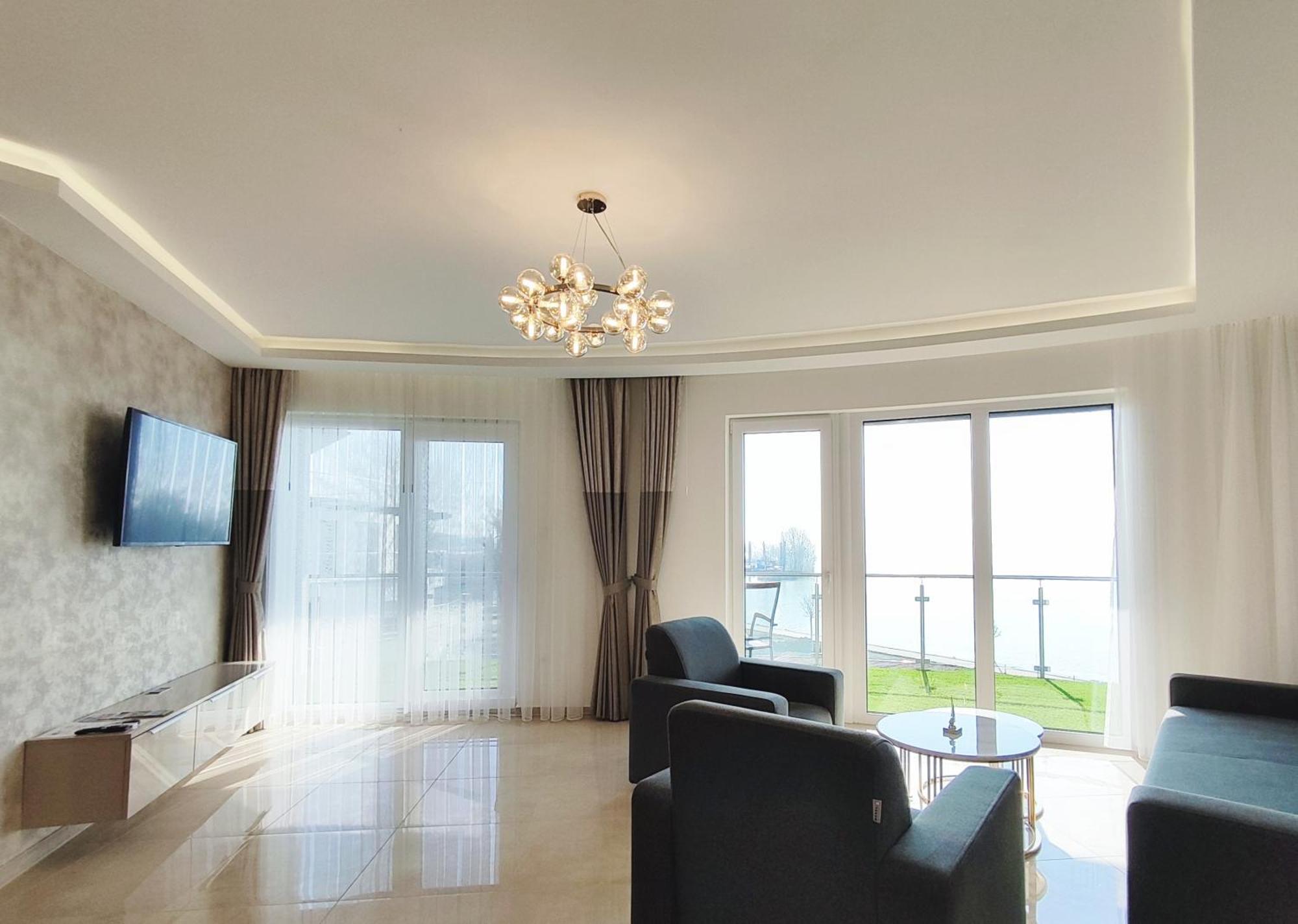 Royal Martin'S Apartment كيستاي المظهر الخارجي الصورة