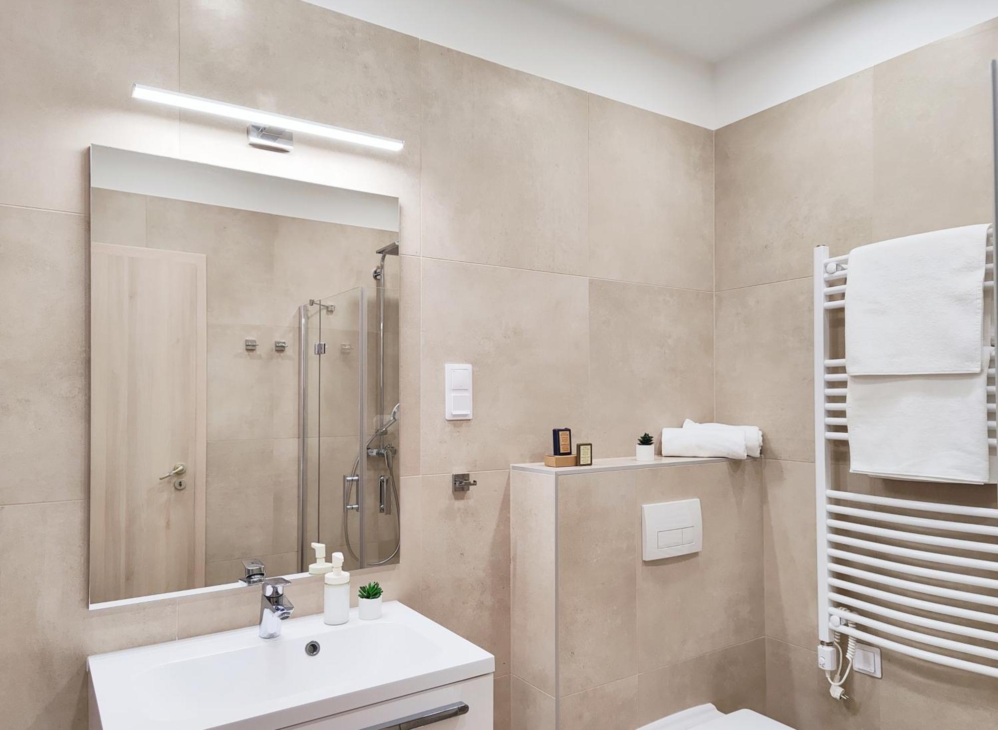 Royal Martin'S Apartment كيستاي المظهر الخارجي الصورة